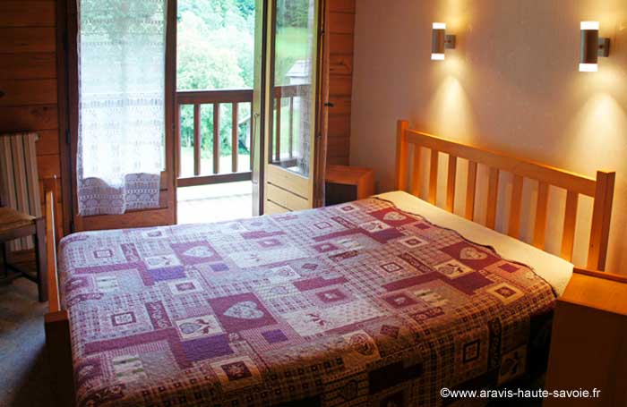 Hébergement Le Grand Bornand Les chambres de chaque appartement sont identiques en surface et en équipements.